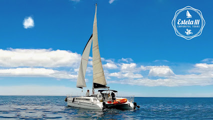 Alquiler de Barco Catamaran Costa Brava - L&apos;Escala